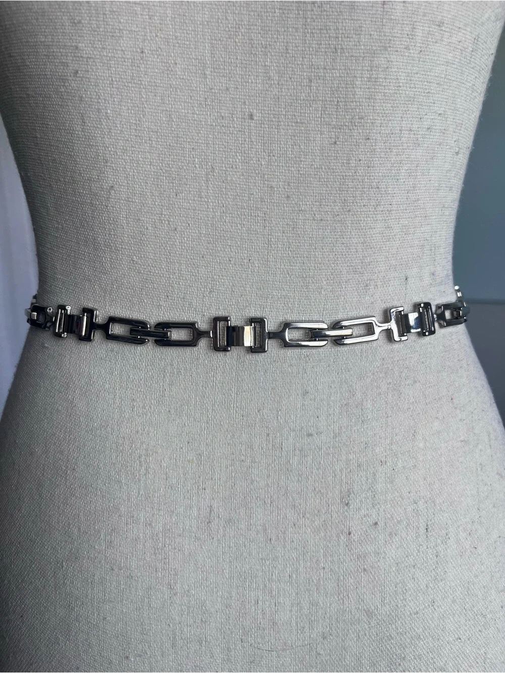 Vintage Y2K Silver Tone Metal Link Belt Geometric Skinny Waist Belt 28”